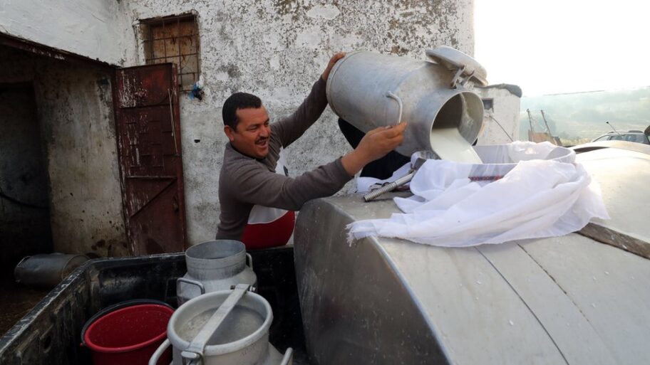 127740652 368c853e2e9ae09b831d1a551f18b4a45ce1b343