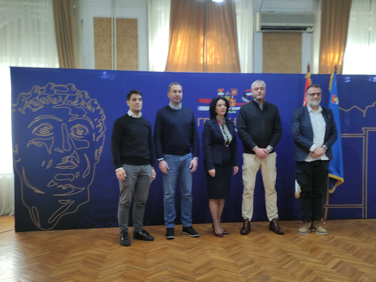 potpisivanje ugovora, kup koraca, gradska kuca nis, foto ljubica jocic