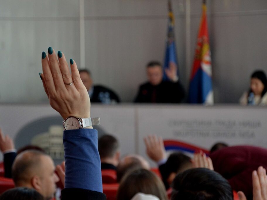 Niška Skupština u četvrtak: Povećava se broj zaposlenih u upravama i rešava se sudbina matejevačkog Belog vrha 14 niska skupstina misic 1
