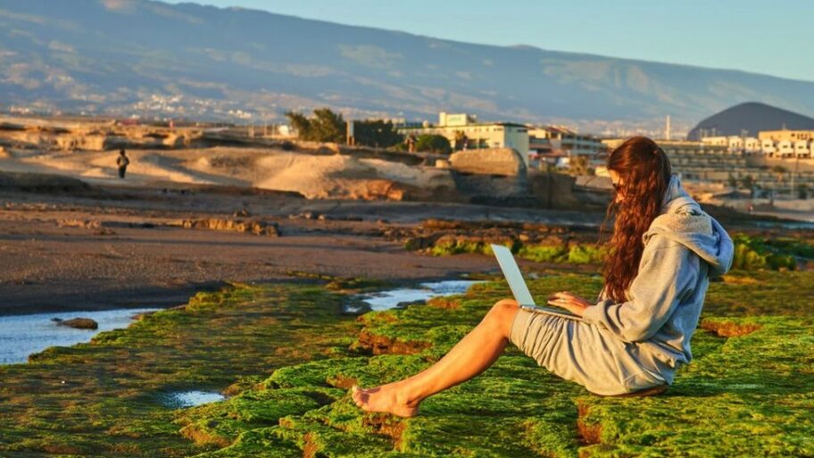 128500968 37694871 9d82 4c5c 81a3 e3b2aad18e5e