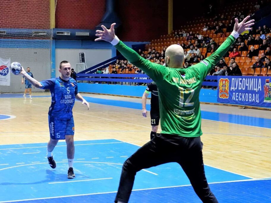 IMG 995ccda44586b209ea1931936b88e6a9 V