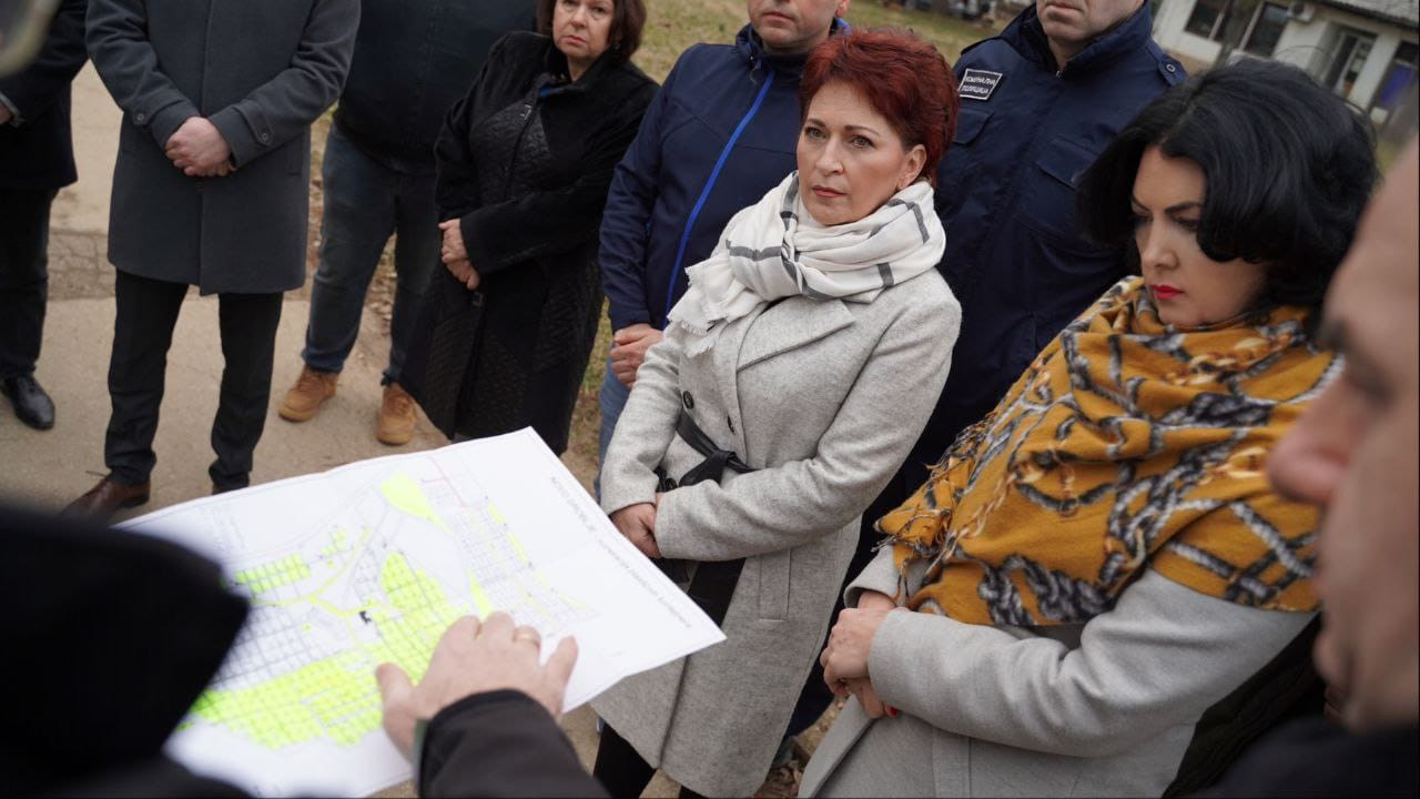 Sotirovski obilazi Novo groblje 1; foto: FB Dragana Sotirovski