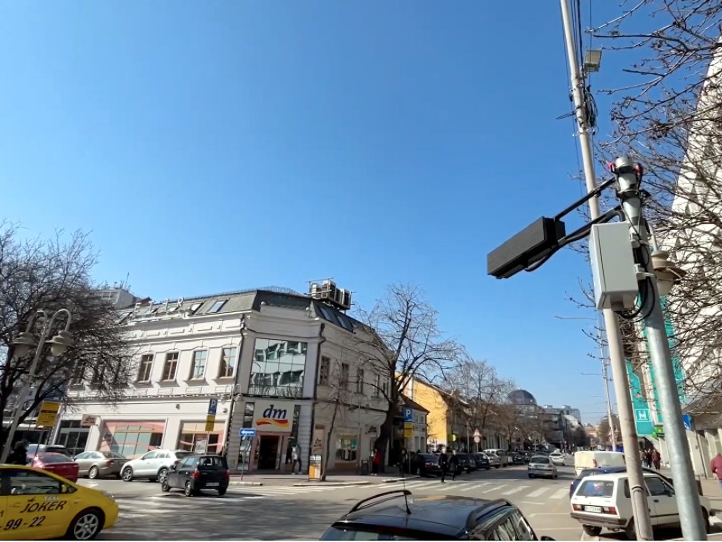 Info tabla za parkiranje novo foto printskrin Grad Nis