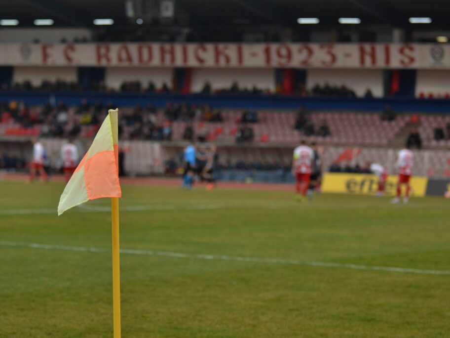 Radnicki fudbal ilustracija foto Jelena Misic scaled