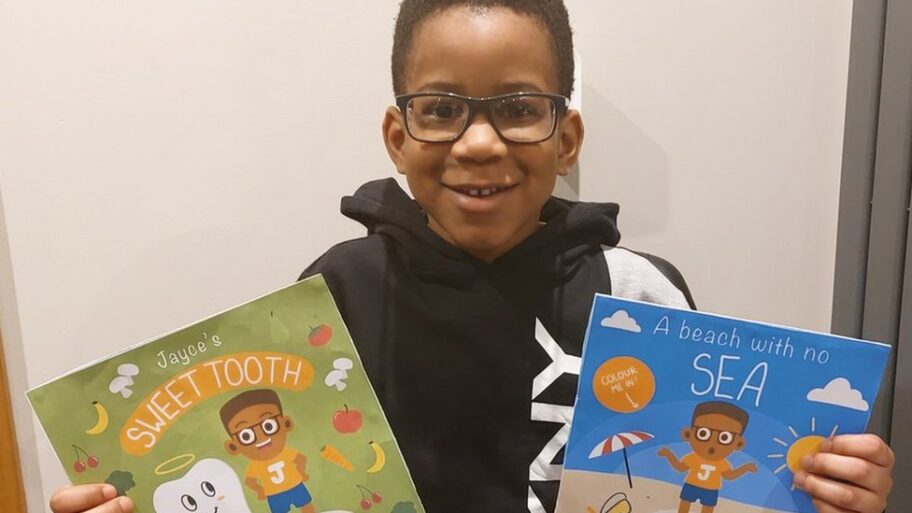 128831923 jaycewithhisbookcovers