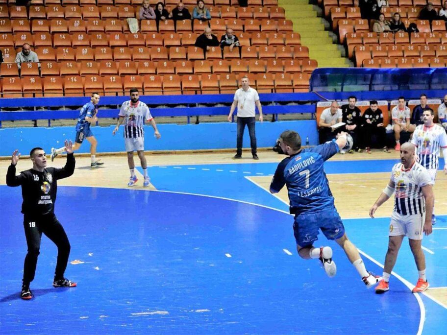 Dubočica sa zvukom sirene do pobede nad Šamotom 12 IMG 8a0f4991f3580254a4863a74a54fbb42 V