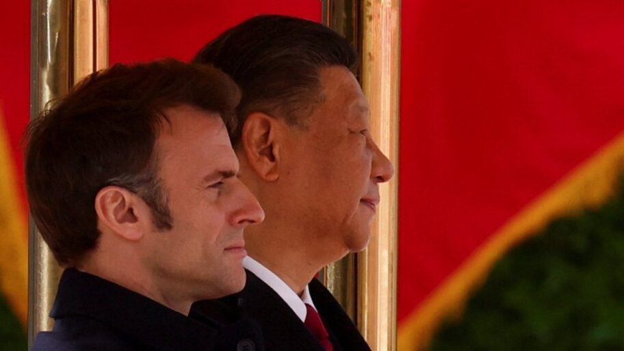 129292302 eee57037 5498 4e49 a596 939930b14d3d