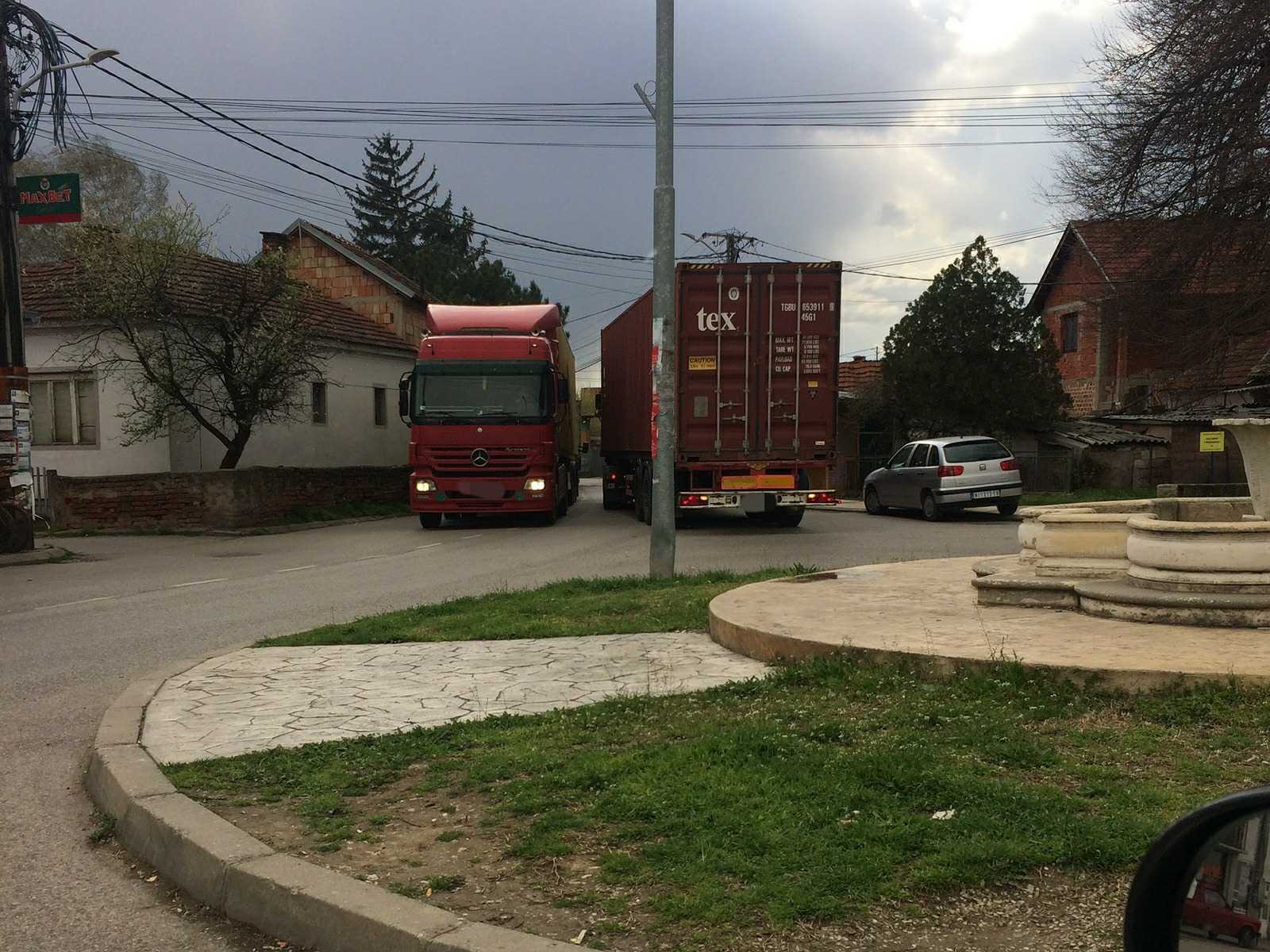 medosevac, most, kamioni