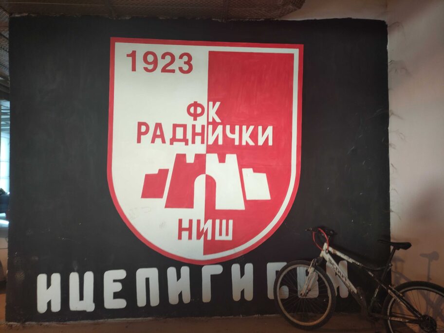 FSS kaznio Radnički i Radnik - Nišlije i Surduličani treba da plate po 3 miliona 7 Icepi gi svi Radnicki stadion foto Ljubica Jocic scaled