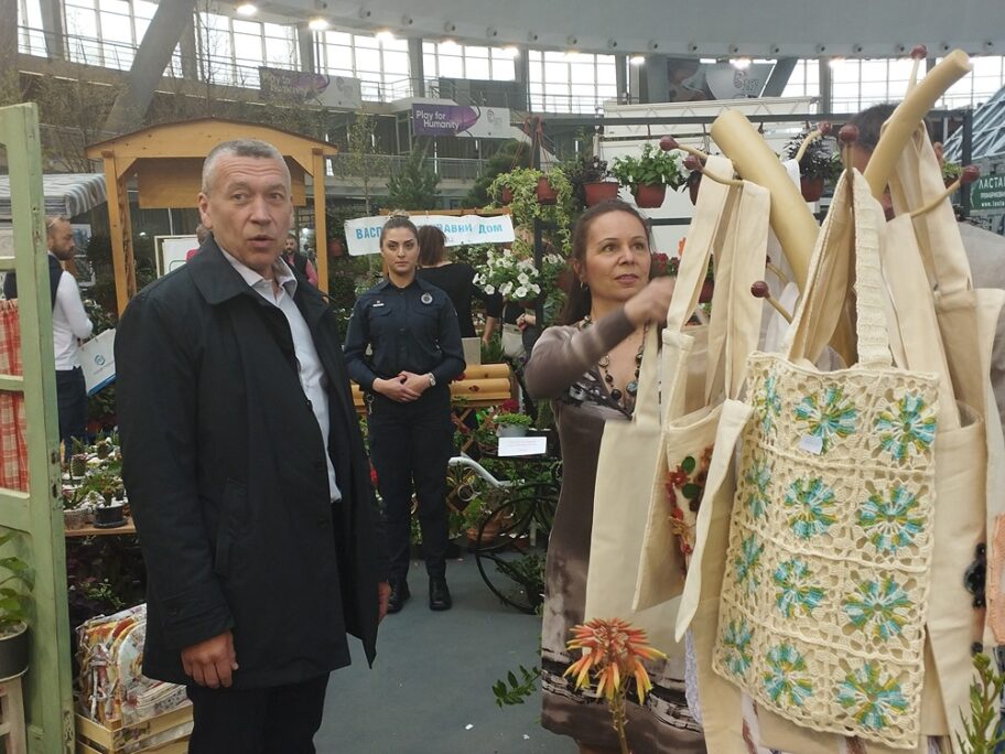 Radovi niških zatvorenika na sajmu hortikulture u Beogradu 18 Foto UIKS Carevic 2 1