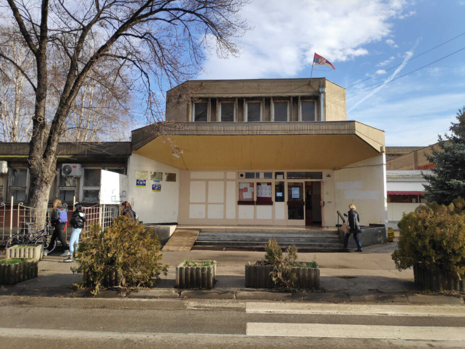 Trgovinska skola Nis foto JV Sonja Vidojkovic