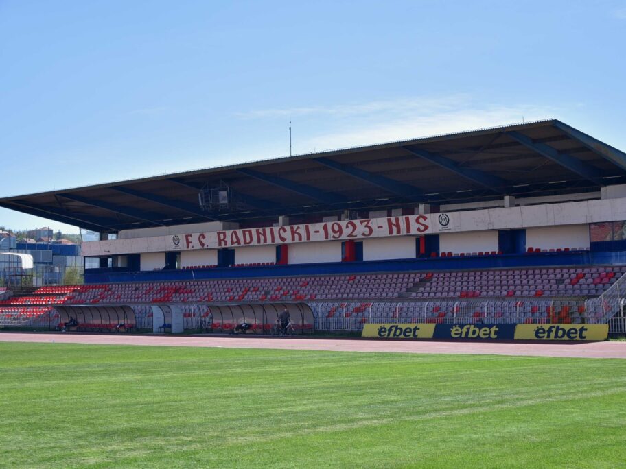 Došao još jedan maj, a nema radova na stadionu "Čair" 18 stadion cair april 2023 foto jelena misic 9 scaled