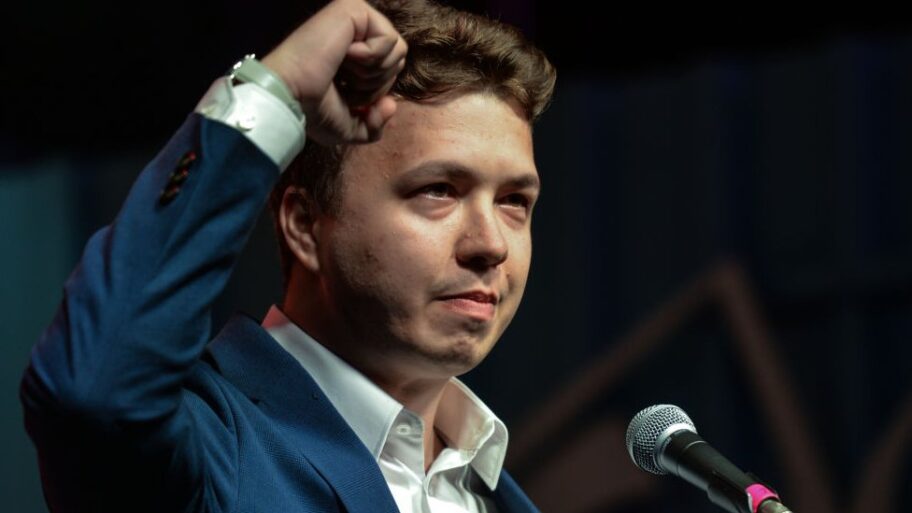 118647754 gettyimages 1233070822