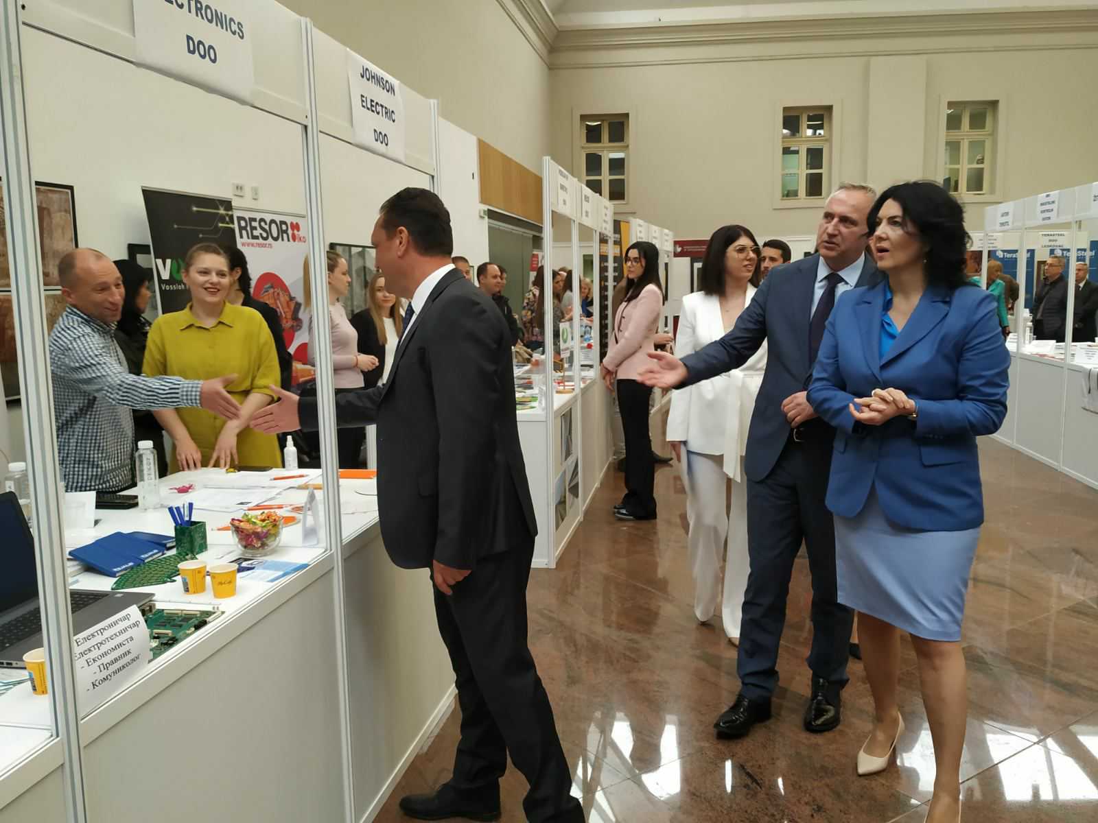 IMG a15b6639c2b49f4a3d071f55704ae161 V