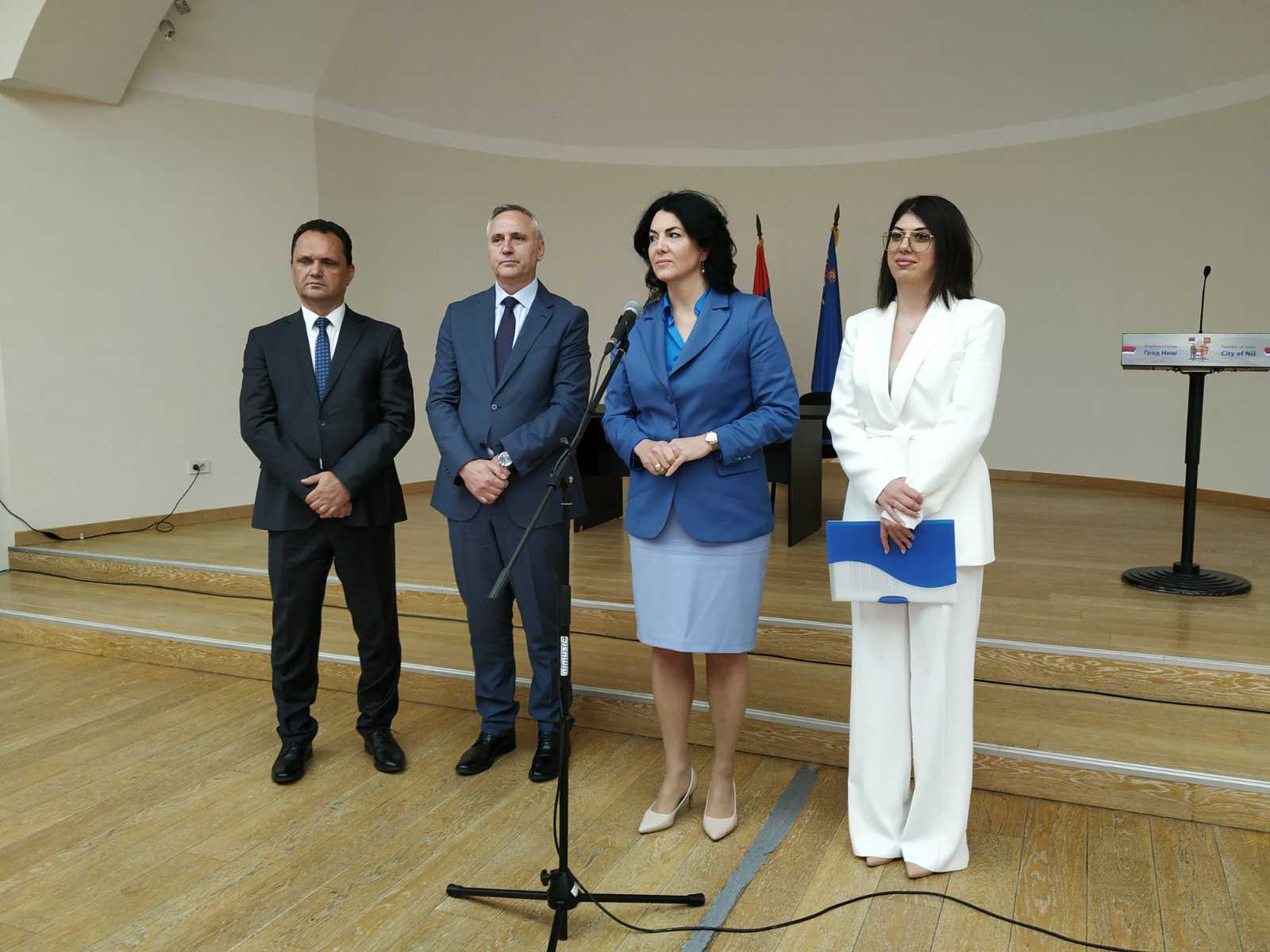 sajam, gradonačelnica