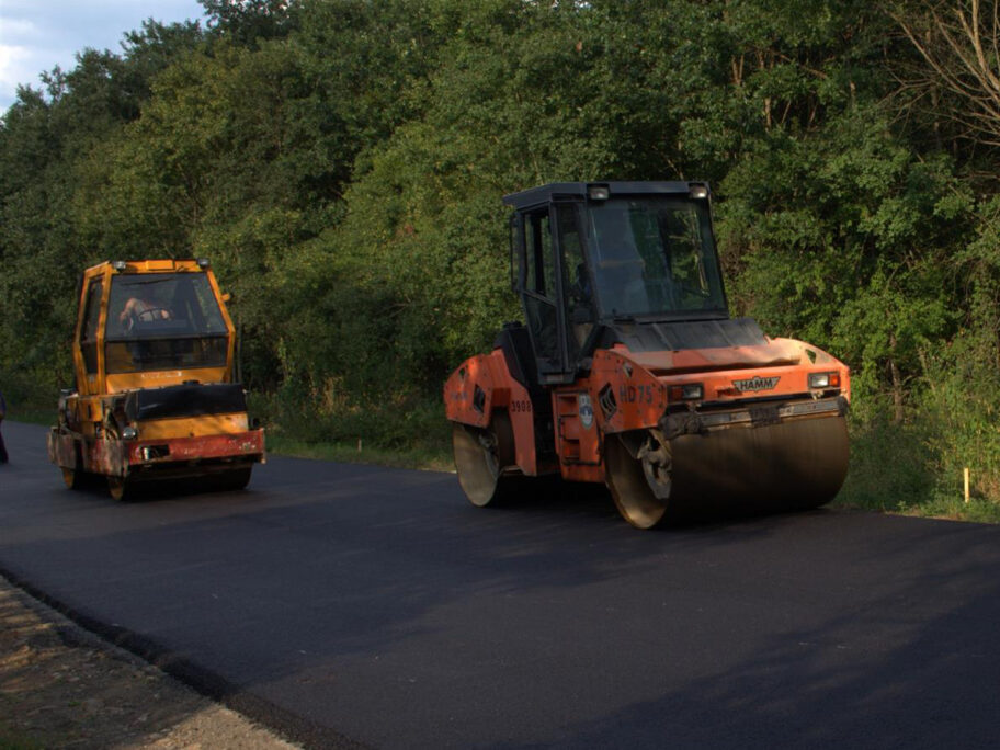 asfaltiranje 2 foto Lj F