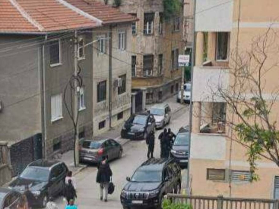 Kod uhapšenih pripadnika "Balkanskog kartela" pronađeno oružje i 2,7 miliona evra 18 balkanski kartel