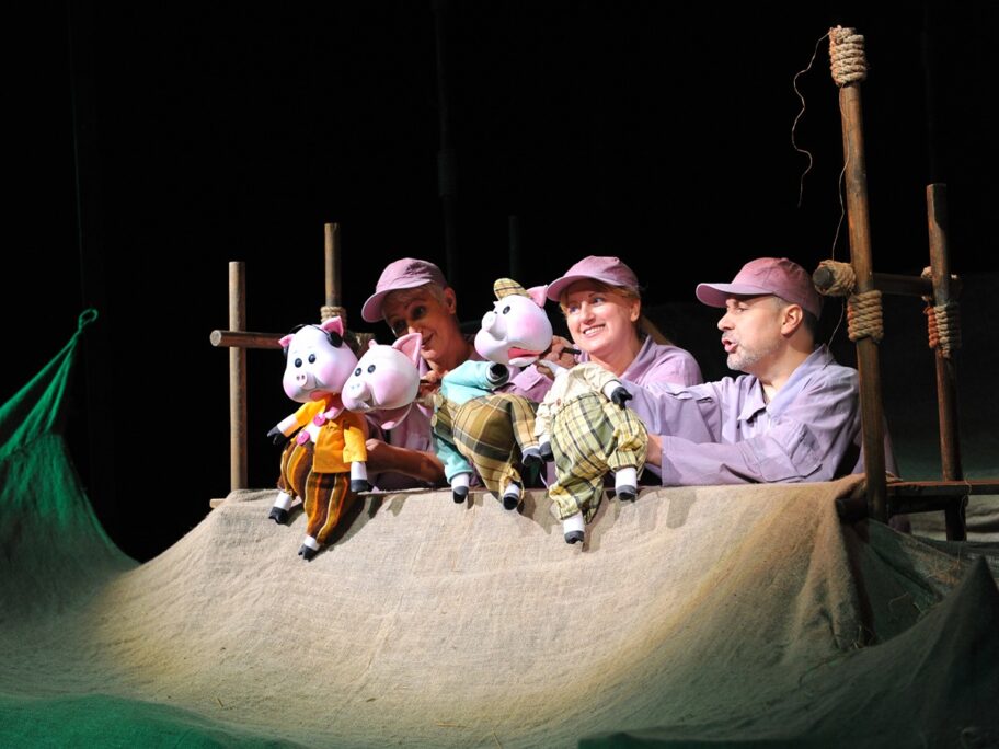 "Tri praseta" i "Bila jednom jedna zima" ove nedelje u niškom Pozorištu lutaka 4 Tri praseta 1 1 1