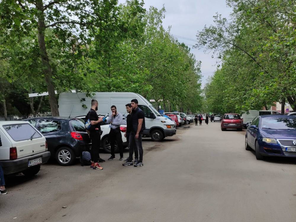 Većnik za sport odlazi na miting