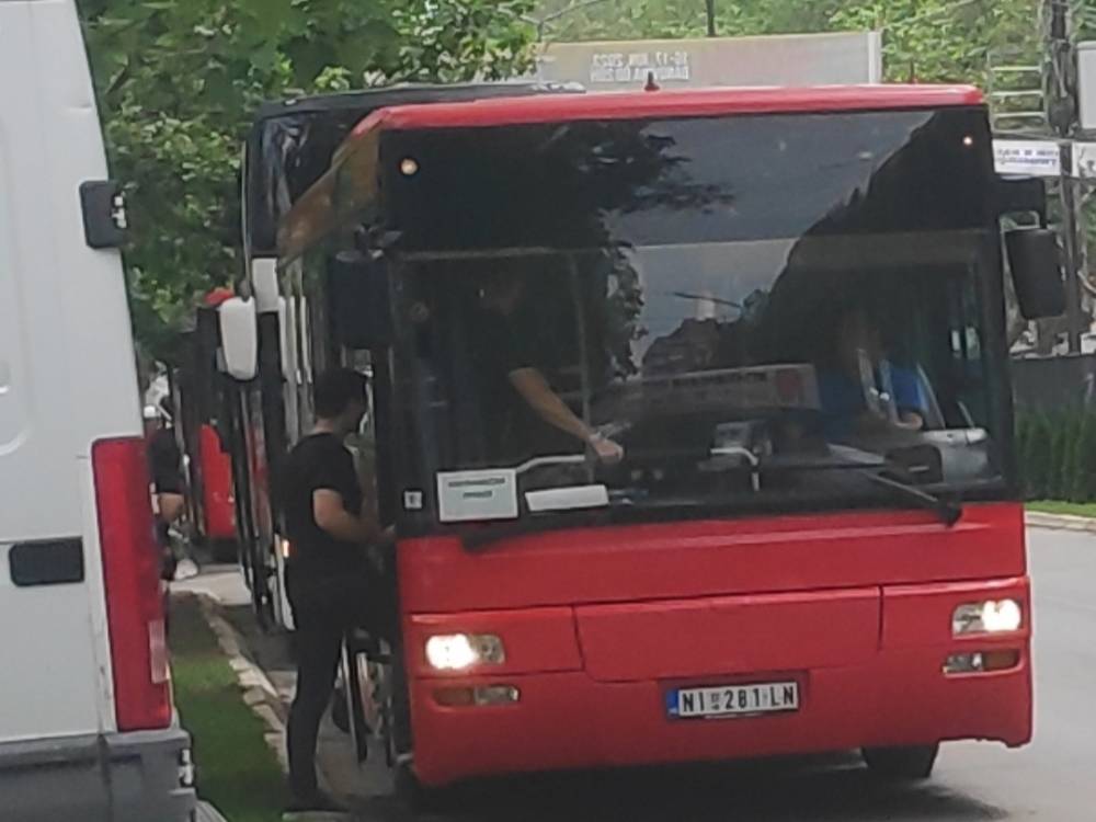 Većnik za sport odlazi na miting