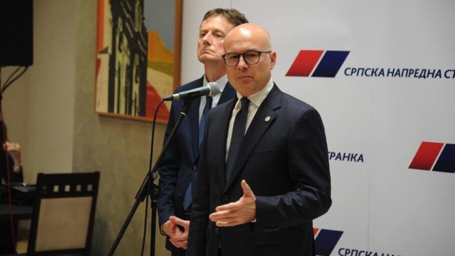 129886914 8aefb8a1 845c 4acf a920 beeb83be6a37