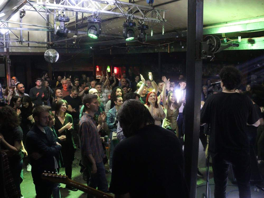 “Sve je stalo u rokenrol” - dvočasovni nastup "Kanda, Kodže i Nebojše" u Nišu 1 Kanda Kodza i Nebojsa 2