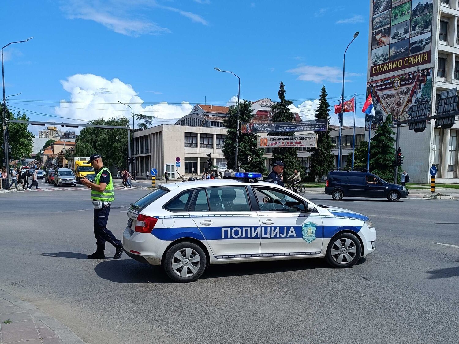 policija