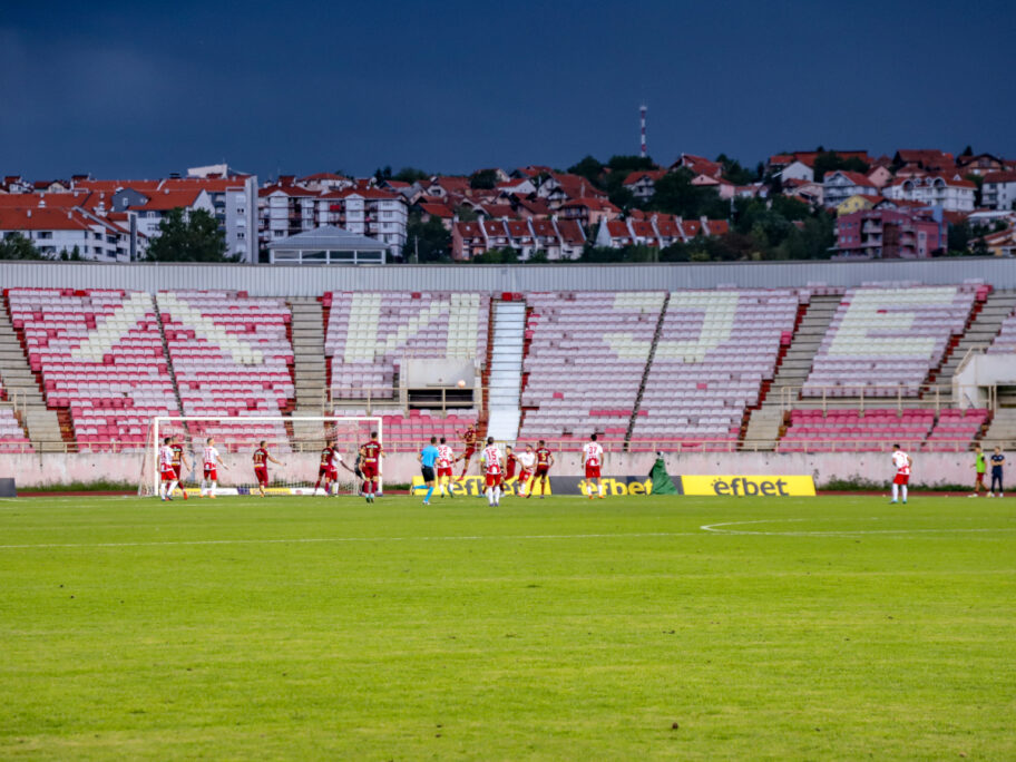 Stadion "Čair" dobija nov teren - hibridni 8 stadion cair teren foto aleksandar kositc