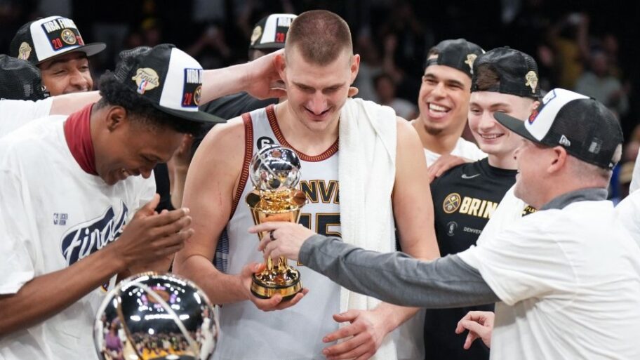 129953010 ff3314ba1caf8e940f46562b09441b699e420ed4