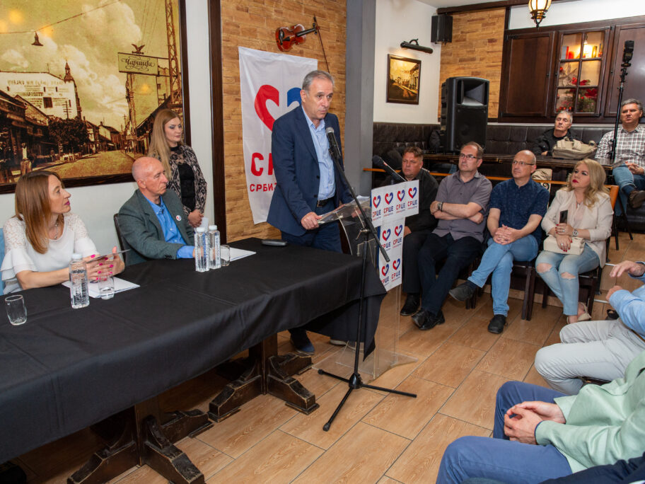 Ponošev pokret formirao odbor u Leskovcu, za predsednicu izabrana profesorka istorije 10 RASA8324