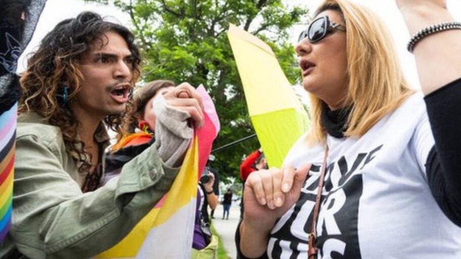 129975082 gettyimages 1495475708