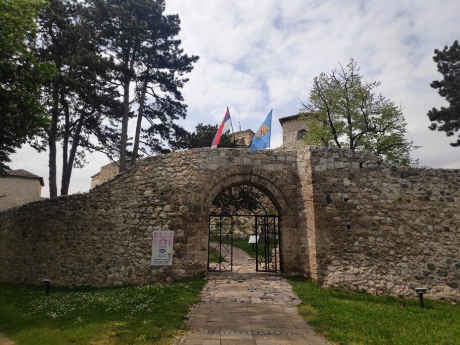 tvrdjava foto lj f scaled