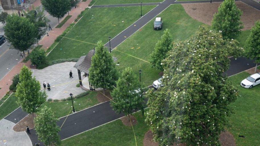 Pucnjava u školi i Amerika: Dvoje nastradalo, petoro ranjeno na proslavi mature 7 130014255 39a5196783adb53d835d2fcc248f68ddb8b46b7a1387 55 4629 26041000x563