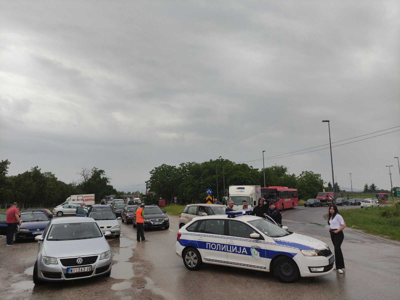 IMG-fead0dacbc2aefaff656bf38ebad8fc3-V