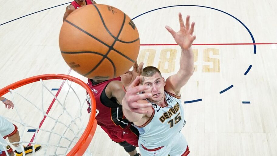 130078394 536b5cfcf4d8cd201205895337714bcecddca546