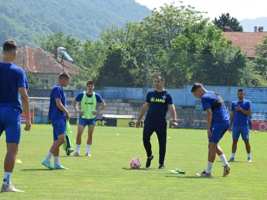 Surdulički Radnik sa novim trenerom počeo pripreme za narednu sezonu 18 355434408 277477611467232 1382682769603317162 n