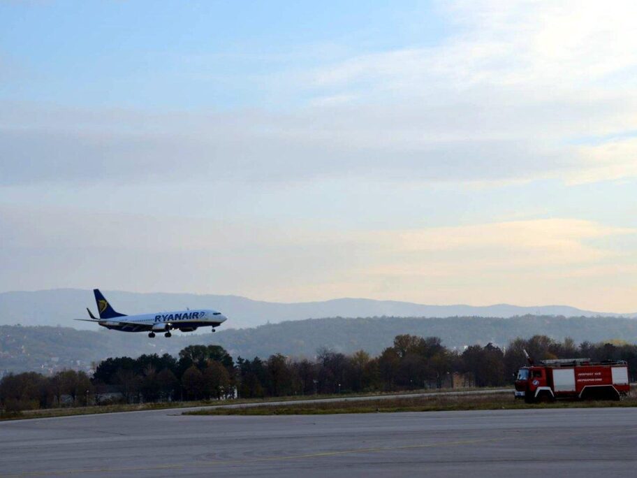 ryanair FB aerodrom