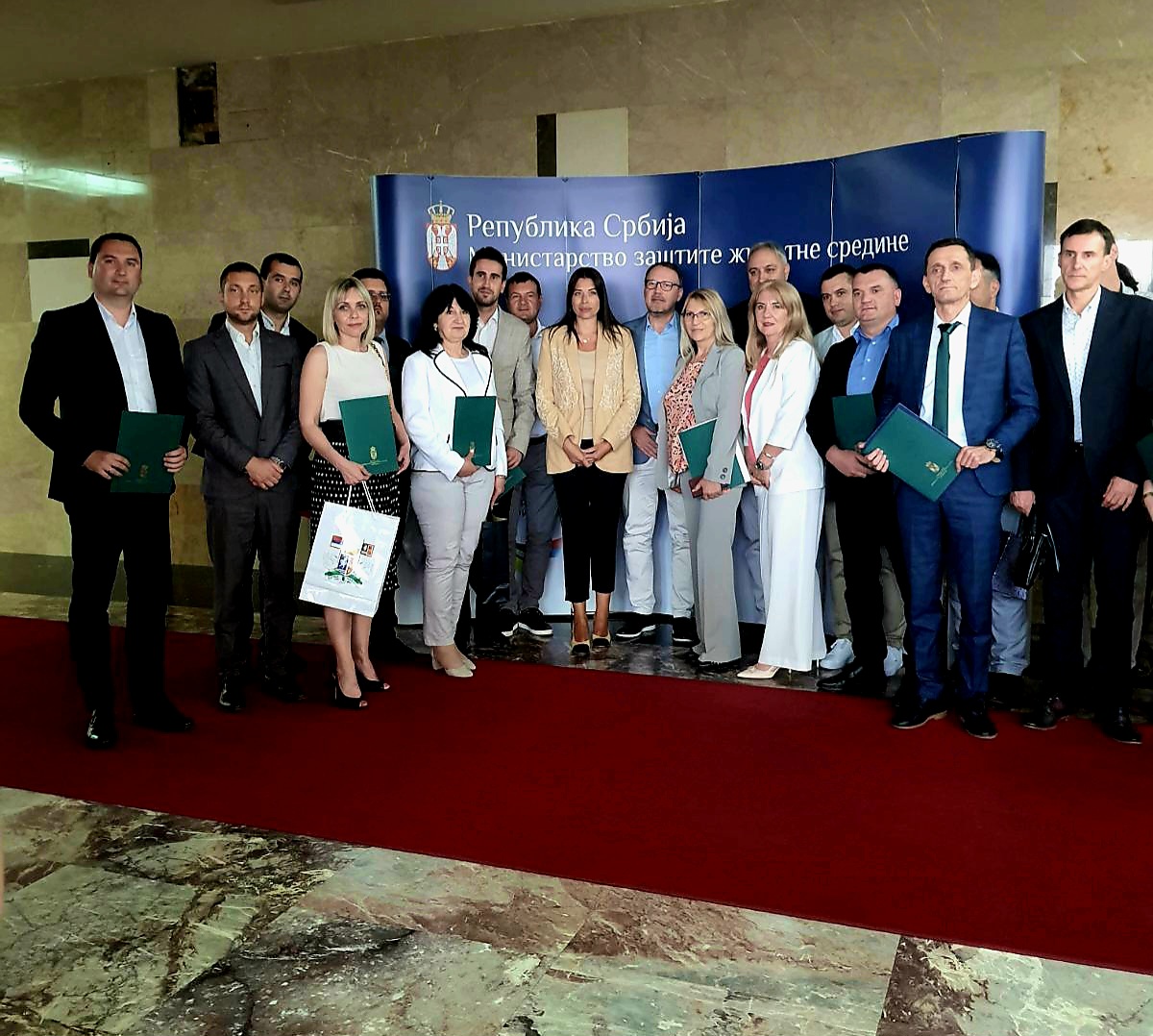 IMG-a3170310584e6a1212ea1d9ef6a2a0c2-V