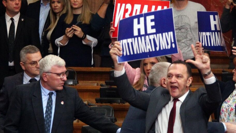 128500428 f skupstina019 9010 b