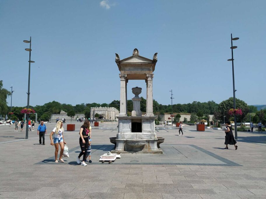 IMG af71b83c650940f310a632735074bab5 V