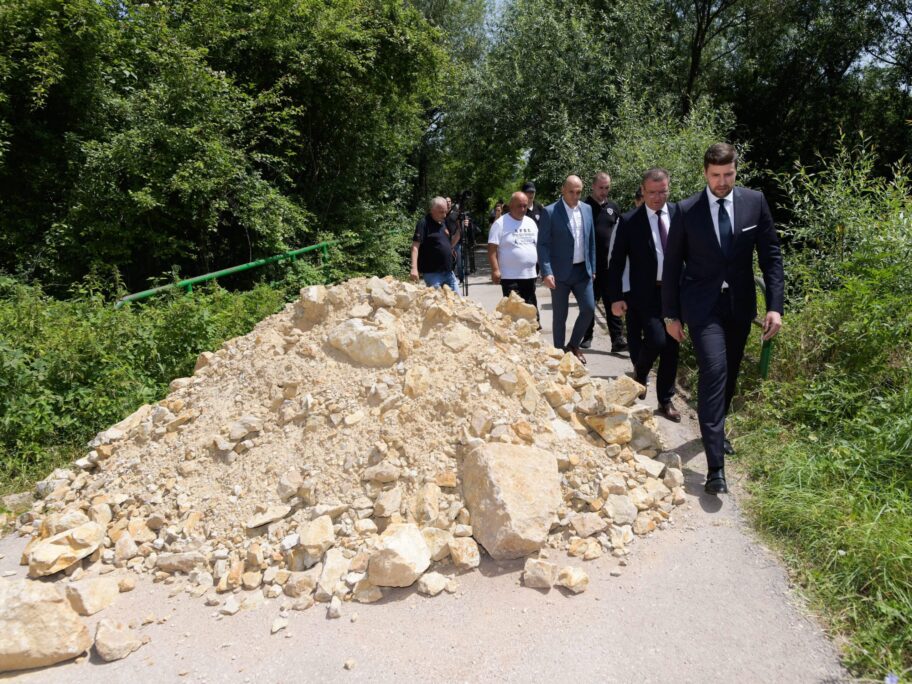 Most kod Bele Palanke i dalje čeka na rekonstrukciju, ministar kaže da je hitno 7 Polplavljena podrucja Bela Palanka 5 scaled