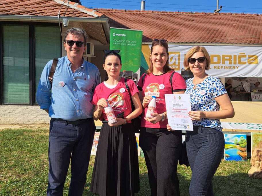Zlatna medalja za inovativni proizvod od maline studentima leskovačkog Tehnološkog fakulteta 15 Pobednice takmicenja 1 foto Tehnoloski fakultet Leskovac