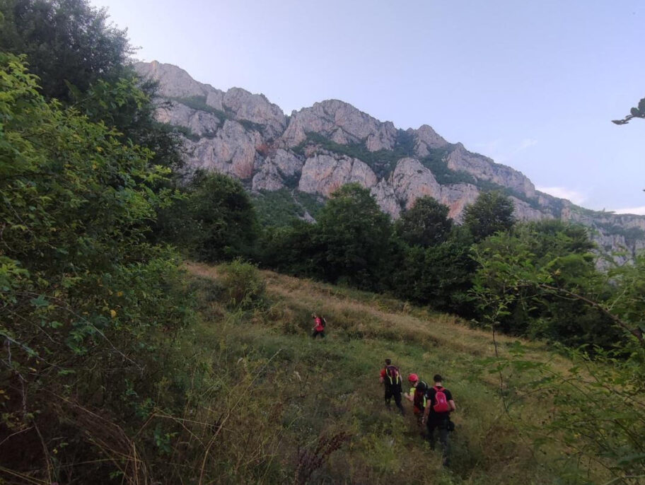 Gorska služba spasila teško povređenog planinara sa Greben planine 7 gss1