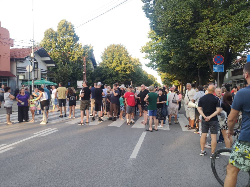Srbija Centar, Knjaževačka i protest u petak u Nišu: "Razumeju samo blokadu" 1 Protest Knjazevacka 3
