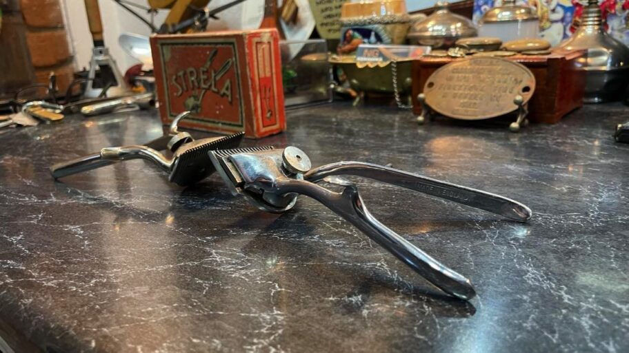 130692721 f60f0e6d febf 4660 b4ea 50c85b2c0f5d