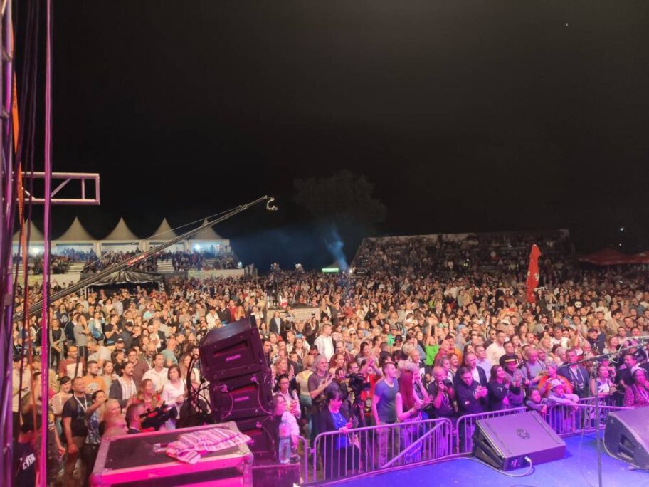 Legendarni rege bend na otvaranju jubilarnog "Nišvila" 7 nisvil trece 4