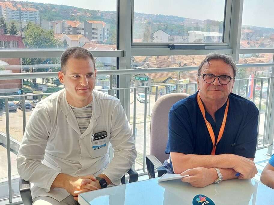 Niški lekari koji su čoveku spasili šaku traže od vlasti da im obezbedi opremu 16 ukc operacija