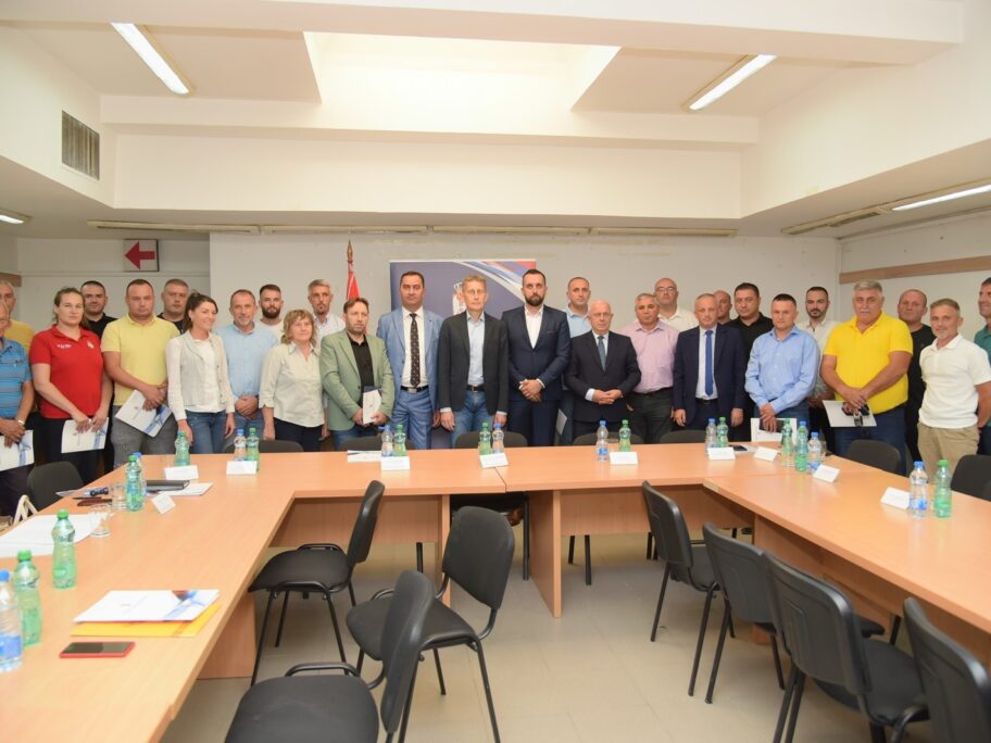 Privrednicima iz Preševa, Bujanovca i Medveđe dodeljene subvencije od 34 miliona dinara 15 1 3 1