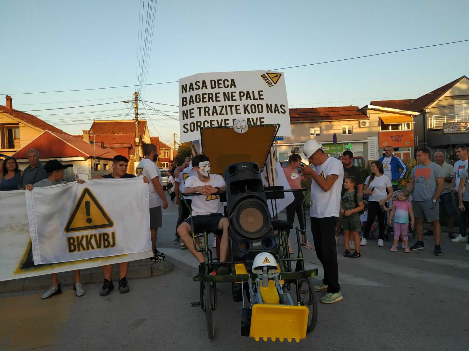 IMG-53f429c715ab18398c8a42d40ffb12c8-V