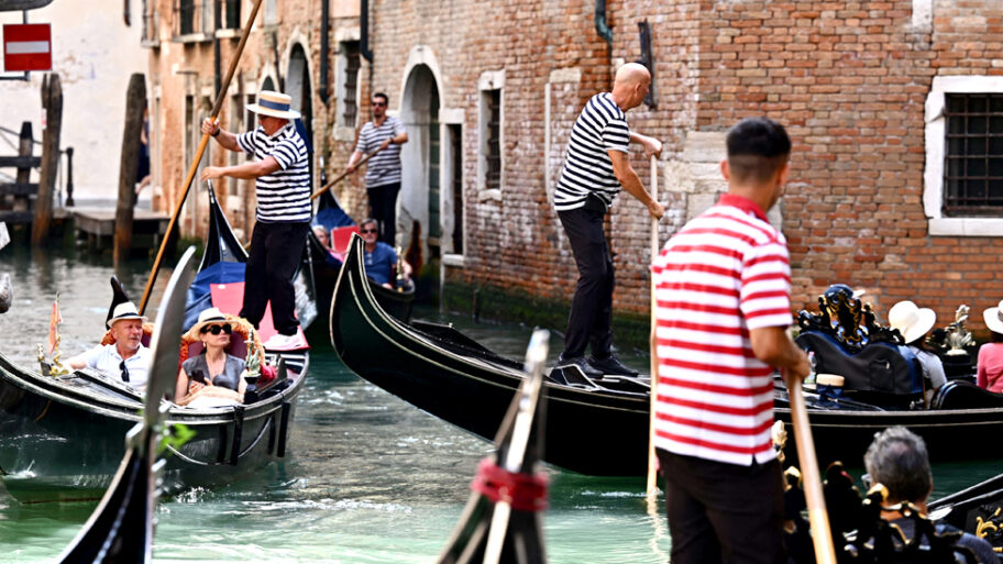 131060552 busy venice getty